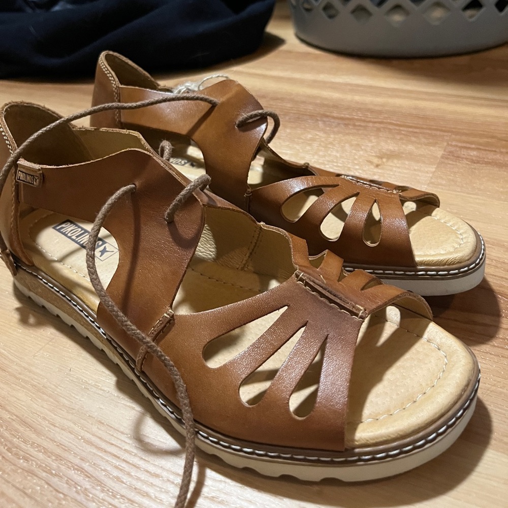 Pikolinos Sandals with Tie Detail